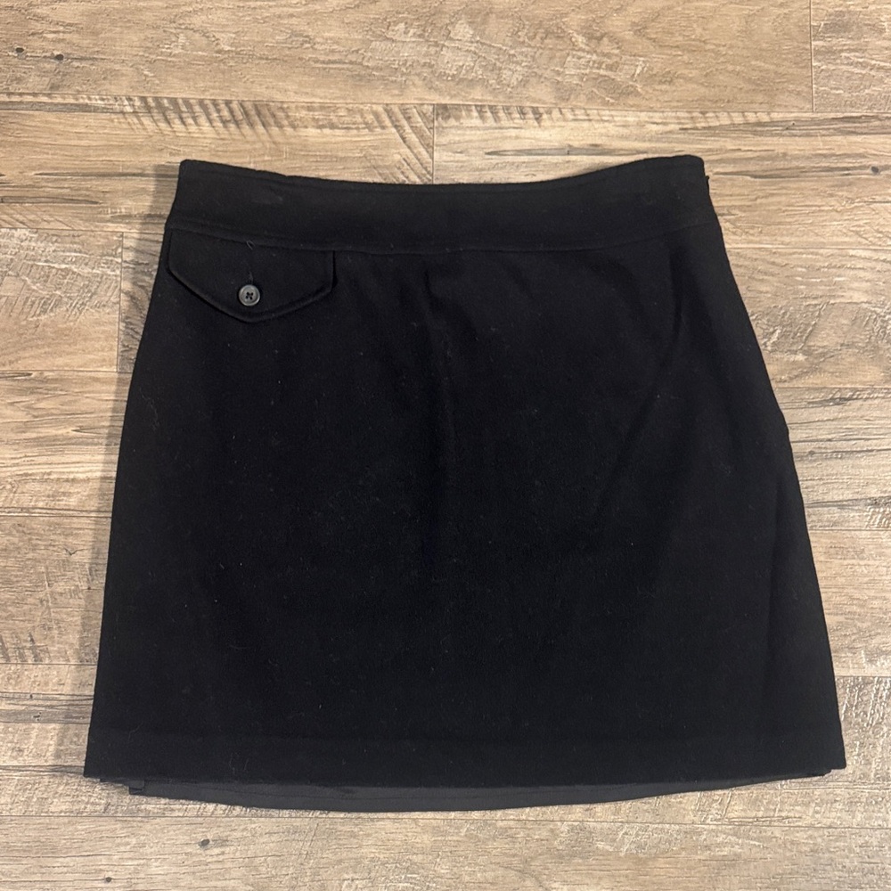 Banana Republic Black Wool-Blend Mini Skirt - Size 4